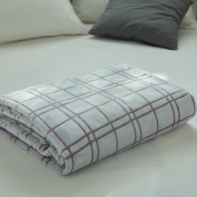 

Hot Simple Pattern Home Textile Flannel Blanket Blankets Throw On Sofa/Bed/Plane Travel Patchwork Solid Solid Bedspread