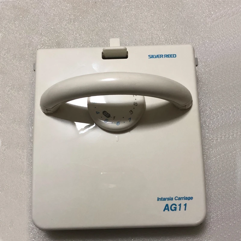 

Brand New Silver Reed AG11 Intarsia Carriage for Silver Reed Studio Knitting machine LK150 LK140 LK100