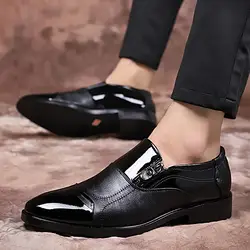 Новый список продаж Мужская Уличная обувь на низком каблуке, чтобы помочь острым носком HH-616