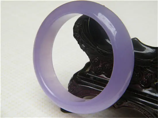 

VINTAGE CHINA FASHION BEAUTIFUL LAVENDER PURPLE JADE GEMS BANGLE BRACELET 58MM a 5.19