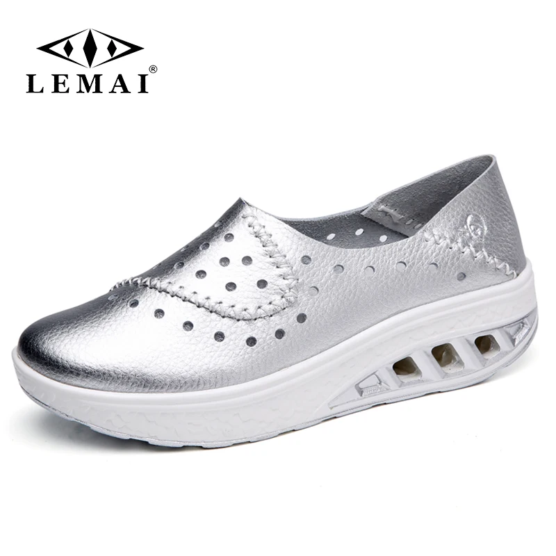 

2018 New Handmade Women Platform Shoes Hole Leather Moccasin Shoes Woman White Slip On Casual Flats Moccasins Shoes