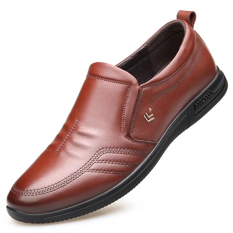 

2019 New Men Shoes Genuine Cow Leather Flats Fashion Male Shoes Spring Summer Footwear Comfortable Men Casual Shoes DA040
