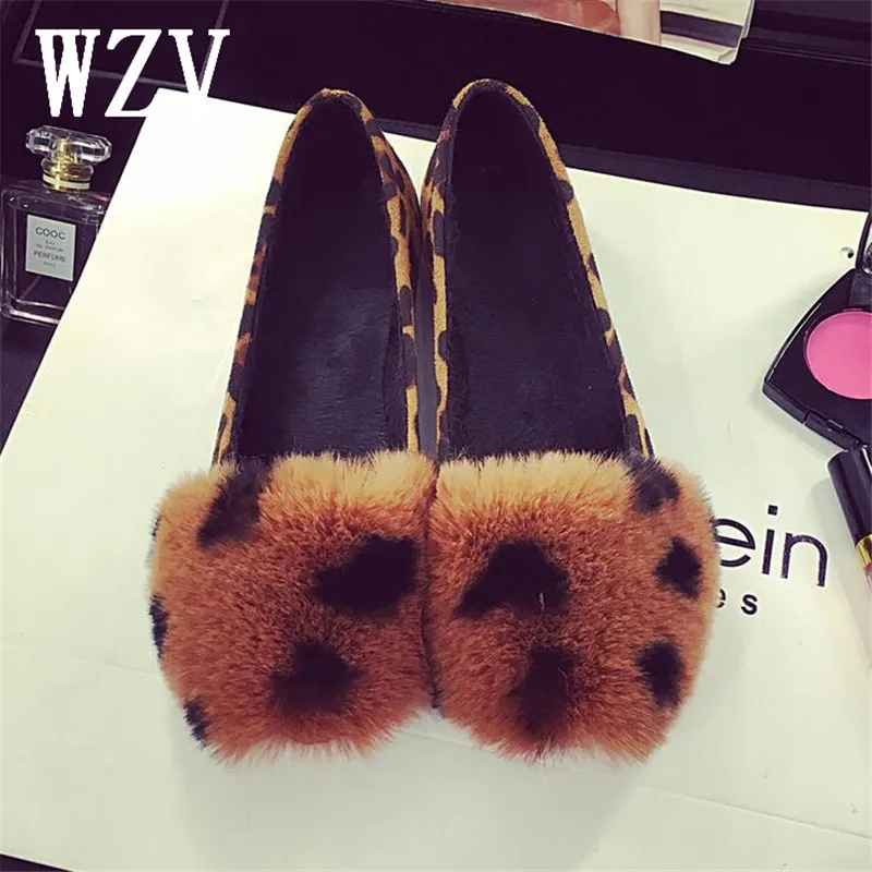 

WAV Autumn Winter 2017 Plush women Shoes Flat Heel Moccasins Shallow Mouth Loafers Velvet Round Toe Winter Flats shoes F566