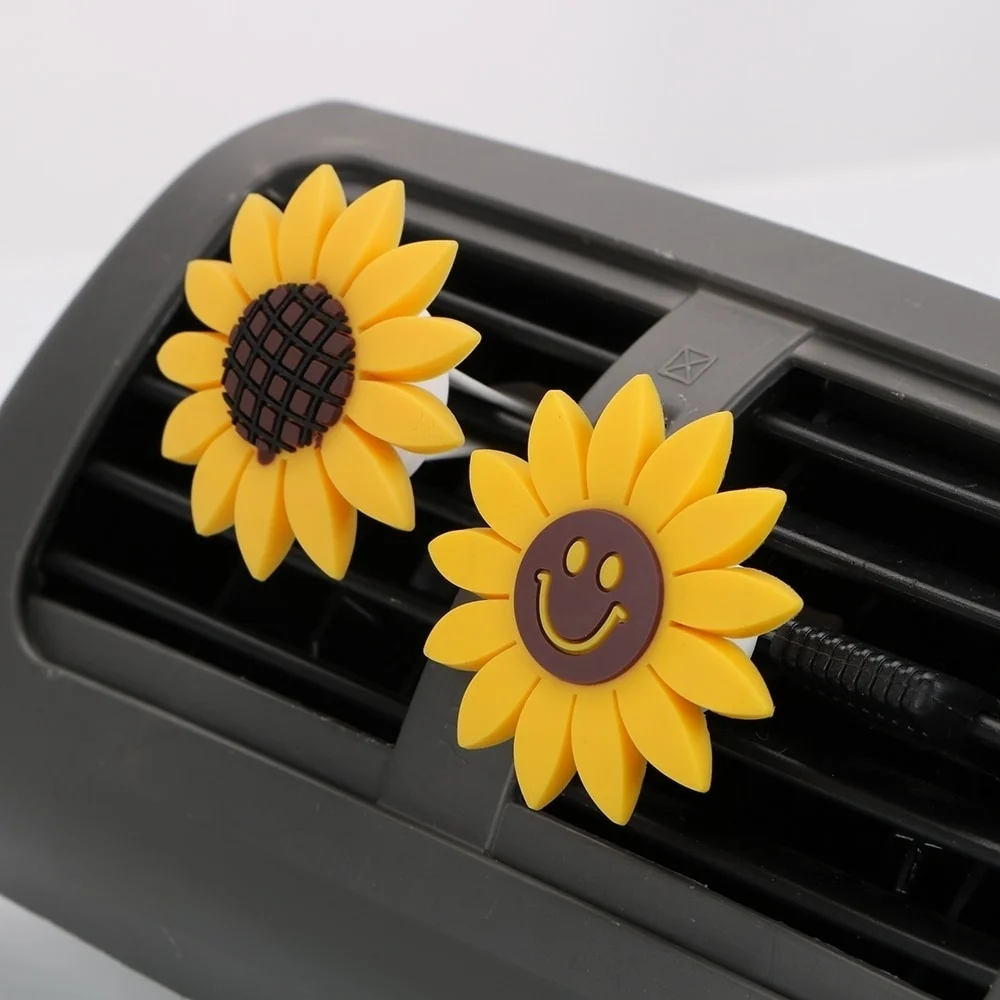 

Auto Outlet Perfume Interior Accessories Car-styling Sunflower Shape Car Air Freshener Solid Fragrance Air Conditioner Vent Clip