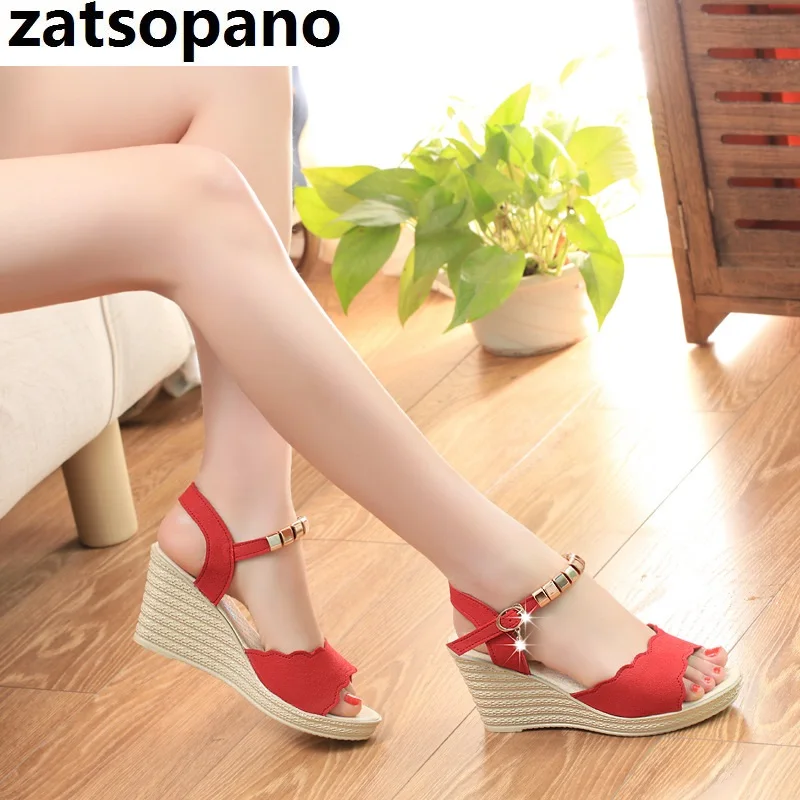 

Women Sandals 2019 New Summer Fashion Metal Decration Gladiator Wedges Shoes Woman Slides Peep Toe Buckle Solid Lady Casual