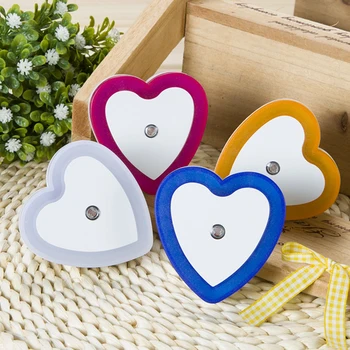 

High Quality 1pc Auto LED Light Induction Sensor Control Bedroom Night Lights Bed Lamp Heart Shape 110-220V EU Plug 4 Colors