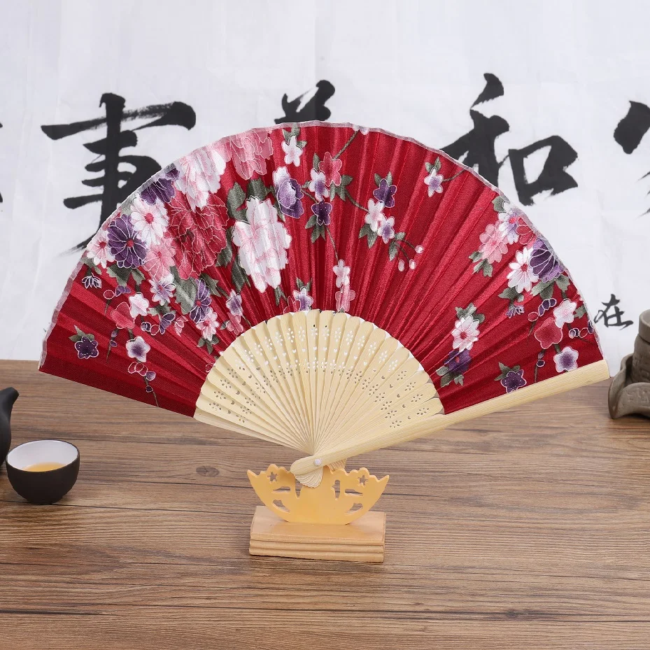 

Vintage Chinese Spun Silk Folding Hand Held Fan Flower Printing Wedding Favor Fan Home Decoration