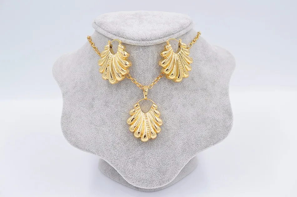 Jewelry sets (1)