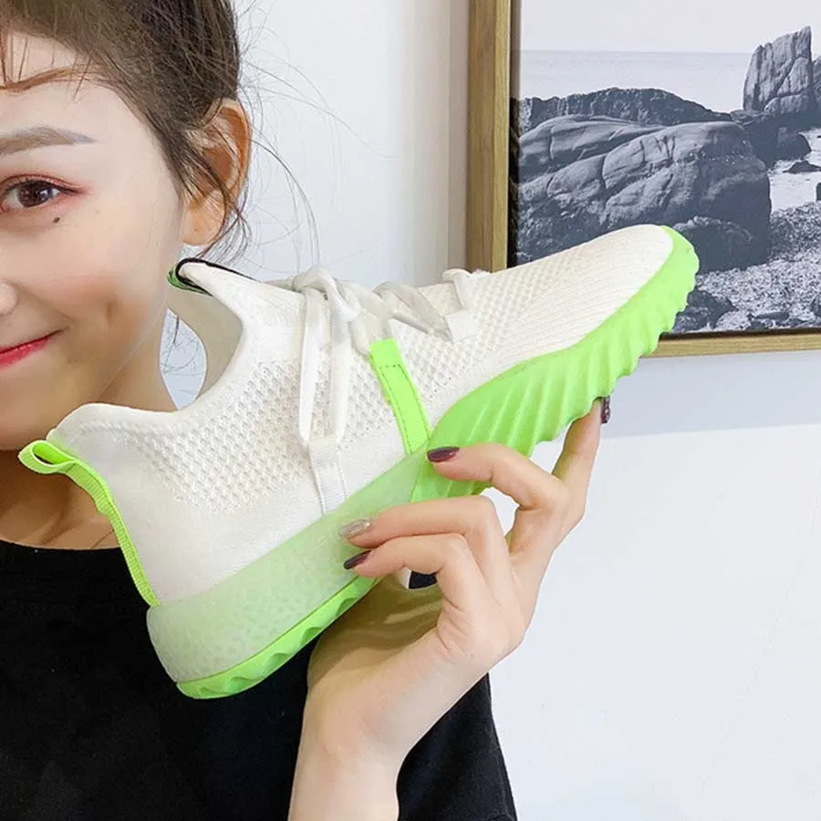 

Fashion Flyknit Breathable Women'S Casual Sports Shoes Versatile Mixed Colors Hard-Wearing & Anti-Skid Nice Women'S Shoes Female
