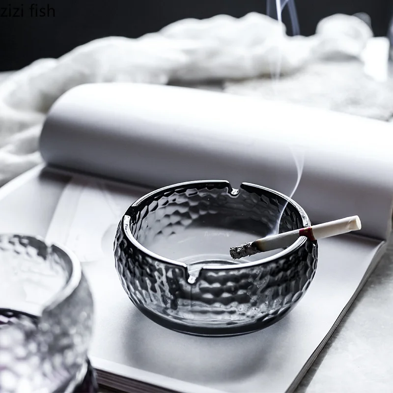 

Creative Nordic style Simple glass ashtray Hammer pattern Desktop decoration Household Ashtray Three color selection