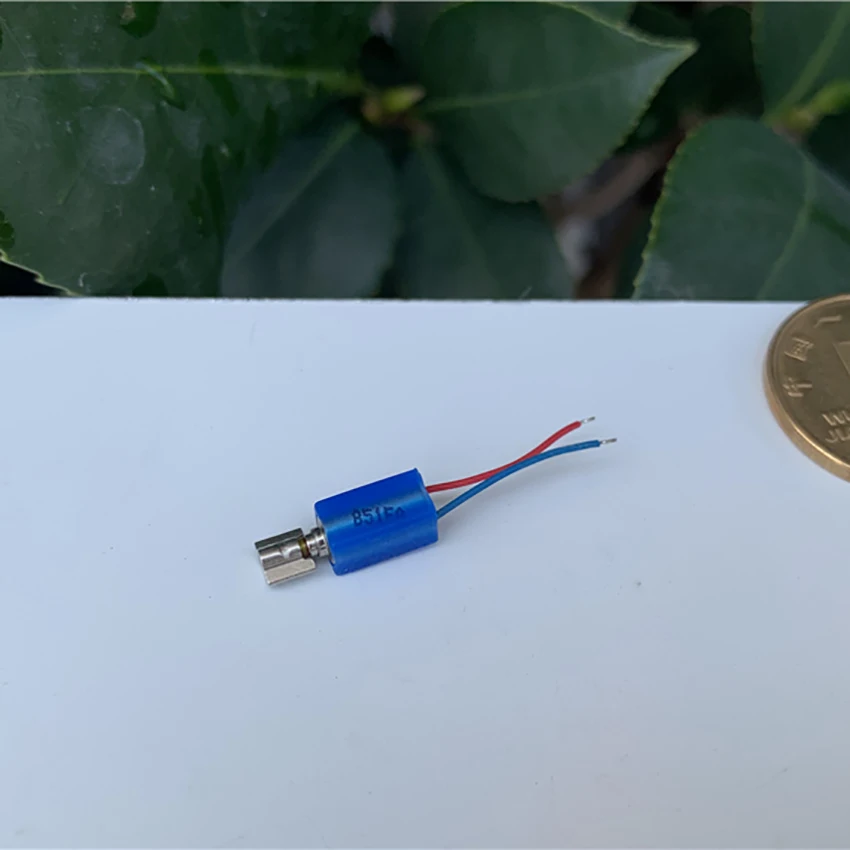 4*8 мм микро безъядерные двигатель 3 V-4,2 V вибропривод постоянного тока с резиновая втулка мобильный телефон точность вибратор провода Длина ... 4*8 мм микро безъядерные двигатель 3 V-4,2 V вибропривод постоянного тока с резиновая втулка мобильный телефон точность вибратор провода Длина ...