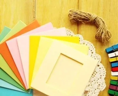

10pcs/lot 3 Inch DIY Wall Hanging rawhide Paper Photo Frame For Pictures with Clip and Rope Cornici Marco De Fotos Free Shipping