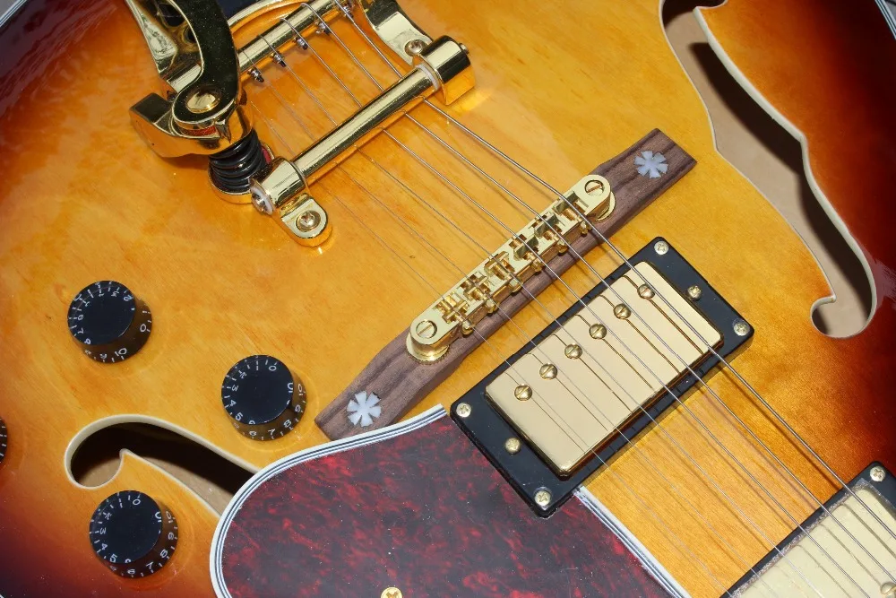 Color oro hardware Venta caliente de alta calidad de cuerpo hueco Jazz guitarra eléctrica marrón tabaco ráfaga de guitarra Color oro hardware Venta caliente de alta calidad de cuerpo hueco Jazz guitarra eléctrica marrón tabaco ráfaga de guitarra