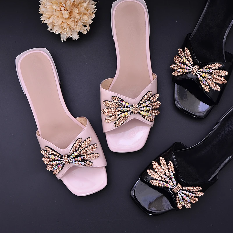 

Fashion Women Slippers Flat with Bling Crystal Bowknot Ladies Slides Black Pink Summer Casual Shoes Female Sandals 2019 New
