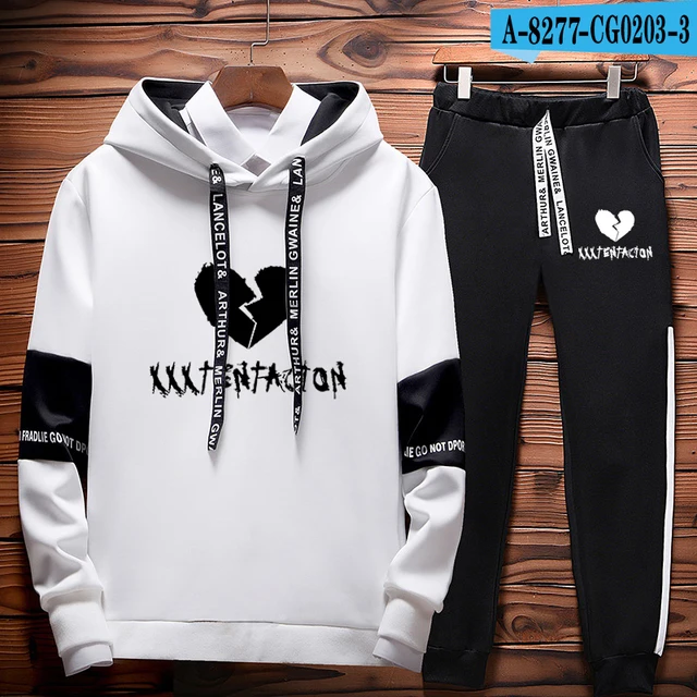 matching hoodies and sweatpants for couples