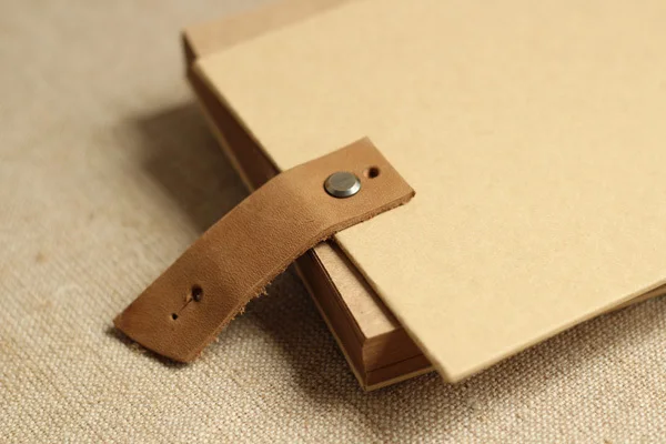 A4-Large-Small-Size-Memory-blank-cover-kraft-paper-wedding-album-frames-personalized-graffiti-retro-DIY (2)