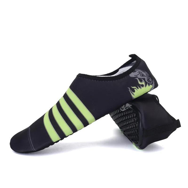 المطبوعة تنفس الصيف بيرفوت أحذية ماء الرجال النساء السباحة الغوص تصفح أكوا أحذية الشاطئ المنبع الصنادل الجلد الجوارب