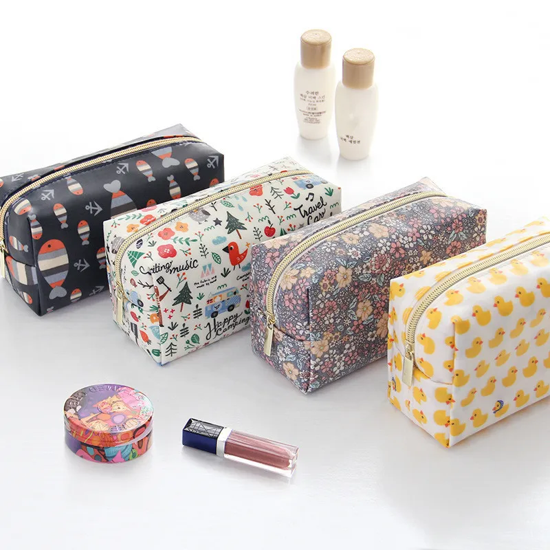 

1 pc Cartoon Cosmetic Bag Fish Duck Pattern Women Make Up Bag Travel Floral Toiletry Bag Kit kosmetyczka Dropshipping
