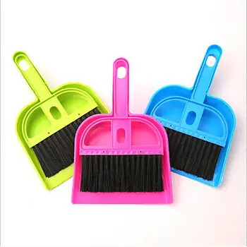 

Computer Keyboard Restaurant Table Plastic Cleaning Kit Mini Brush Dustpan Random Color