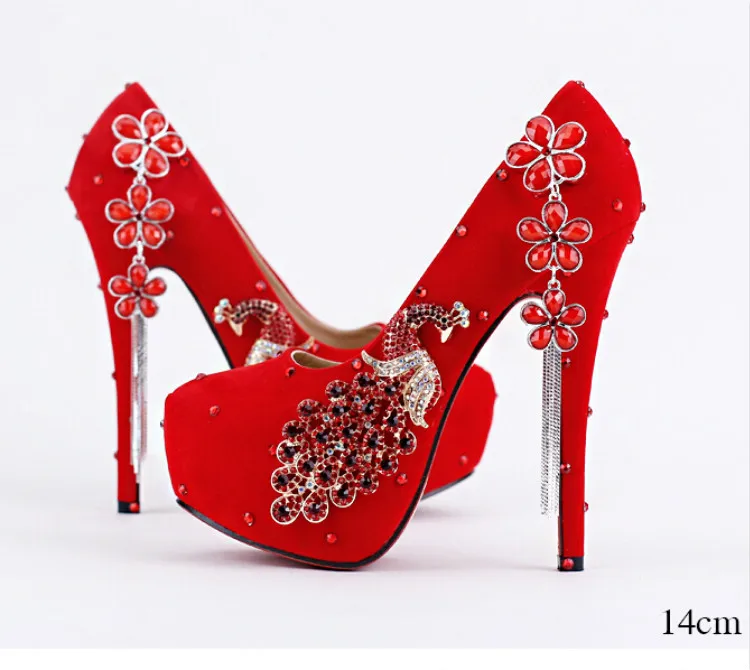 Red wedding shoes high with waterproof Taiwan tassel Red wedding shoes high with waterproof Taiwan tassel