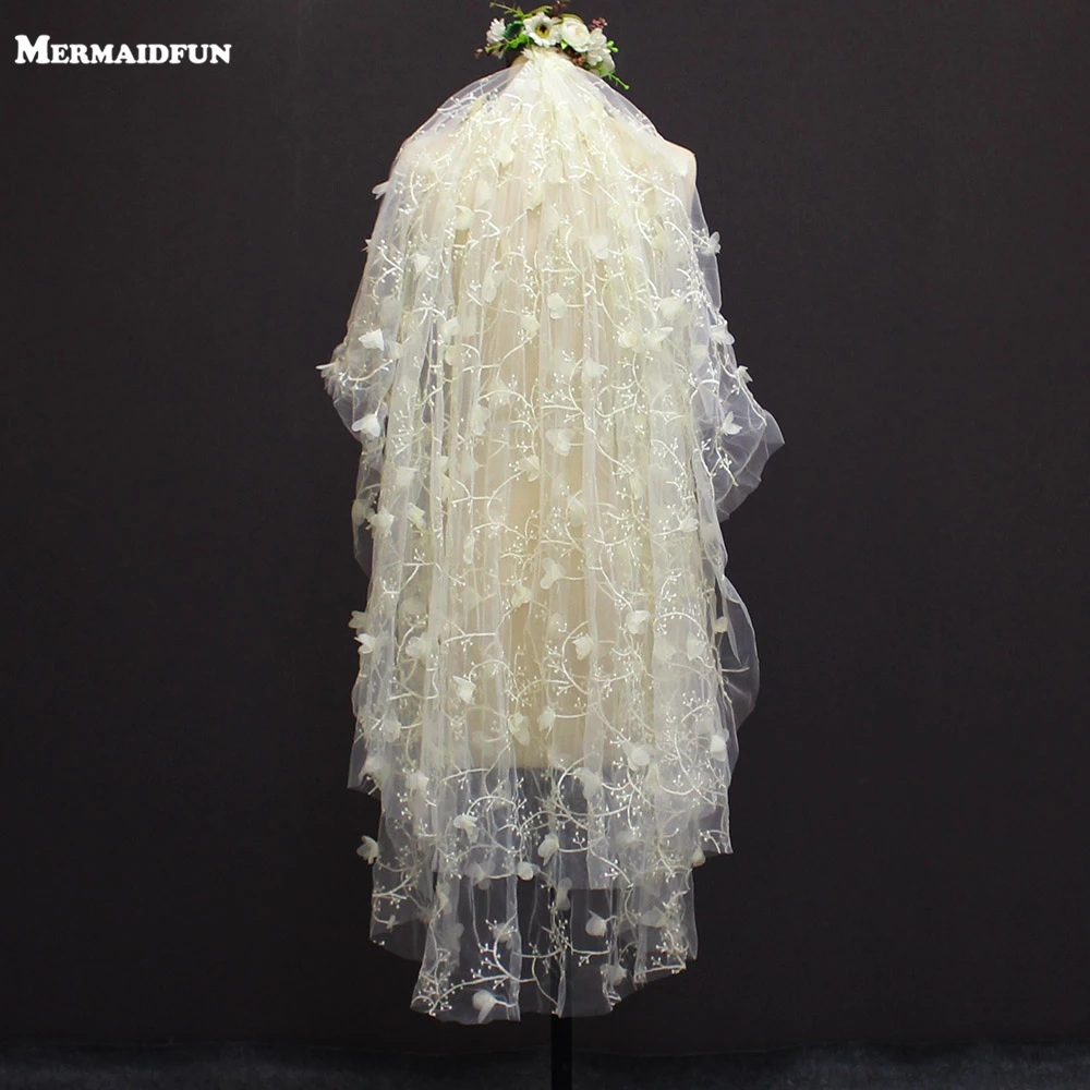 

2018 Real Image 2 Layers 1.2 Meters Flower WITH Comb Champagne Color Short Wedding Veil Beautiful Brial Veil