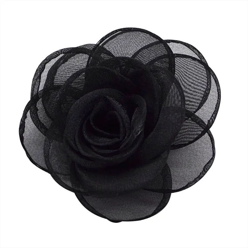 F01 Black
