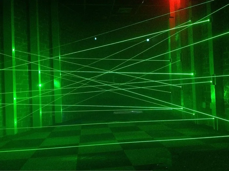 Real-life-room-escape-laser-array-props-laser-maze-for-Chamber-of-secrets-game-intresting-and