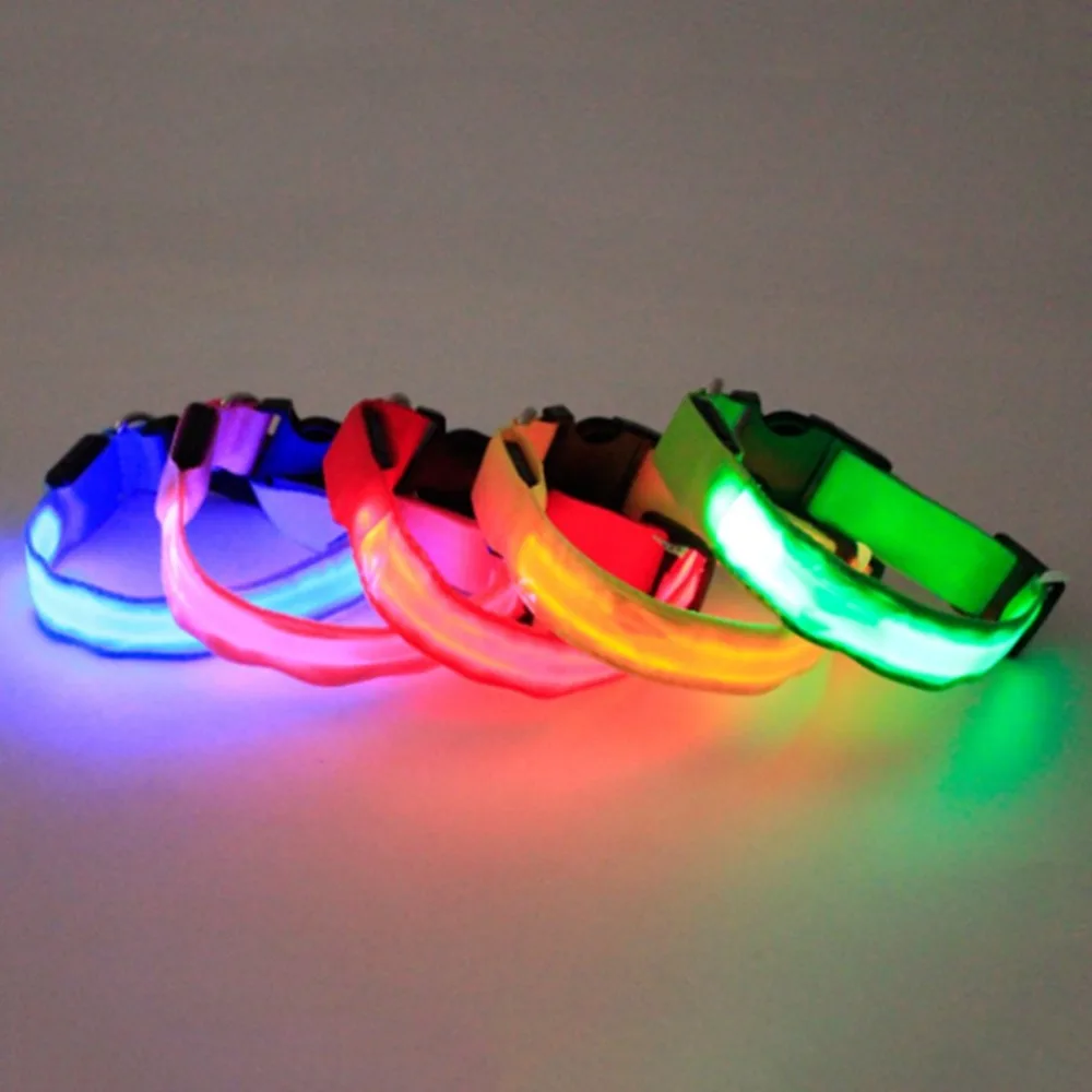 

3 Sizes LED Glow Collar 3 Sizes Dog Puppy Pet Tag Flashing Light Leash Battery Nylon PVC Soft Luminous Dog Collar Solid Color