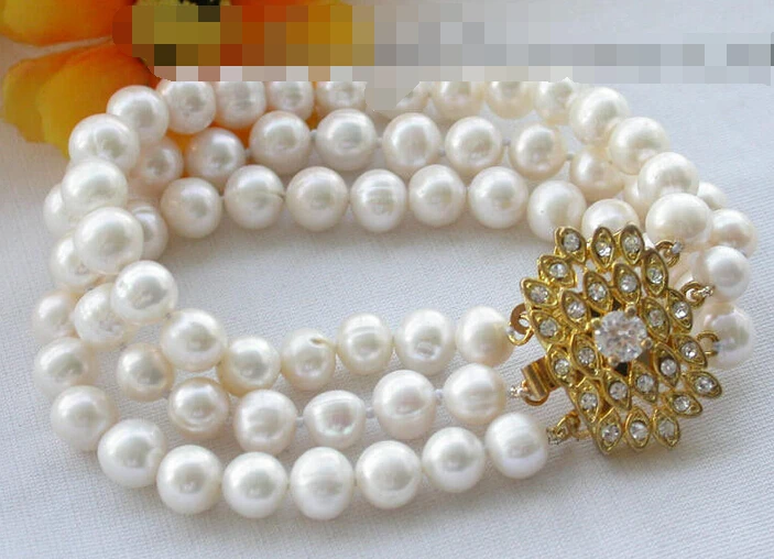 

09567 3row white round CULTURED PEARL bracelet