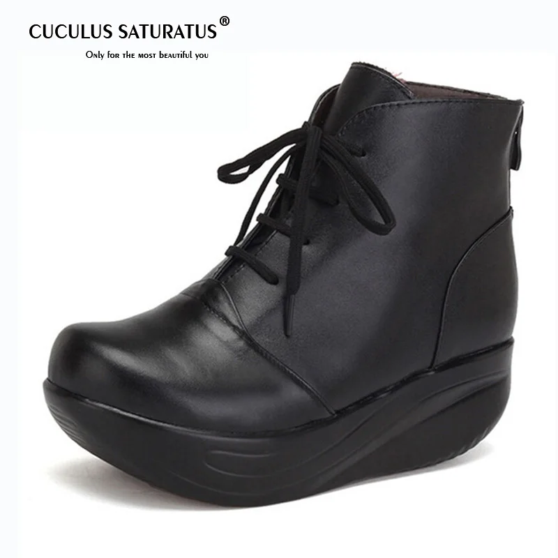 Koop Cuculus Rits Zwarte Vrouwen Laarzen Lace Up Lederen Winter Schoenen Warm Wiggen Platform Swing Schoenen Big Size Korte Laarzen 1768