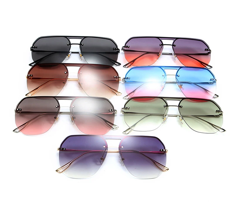 10896836446_810483317