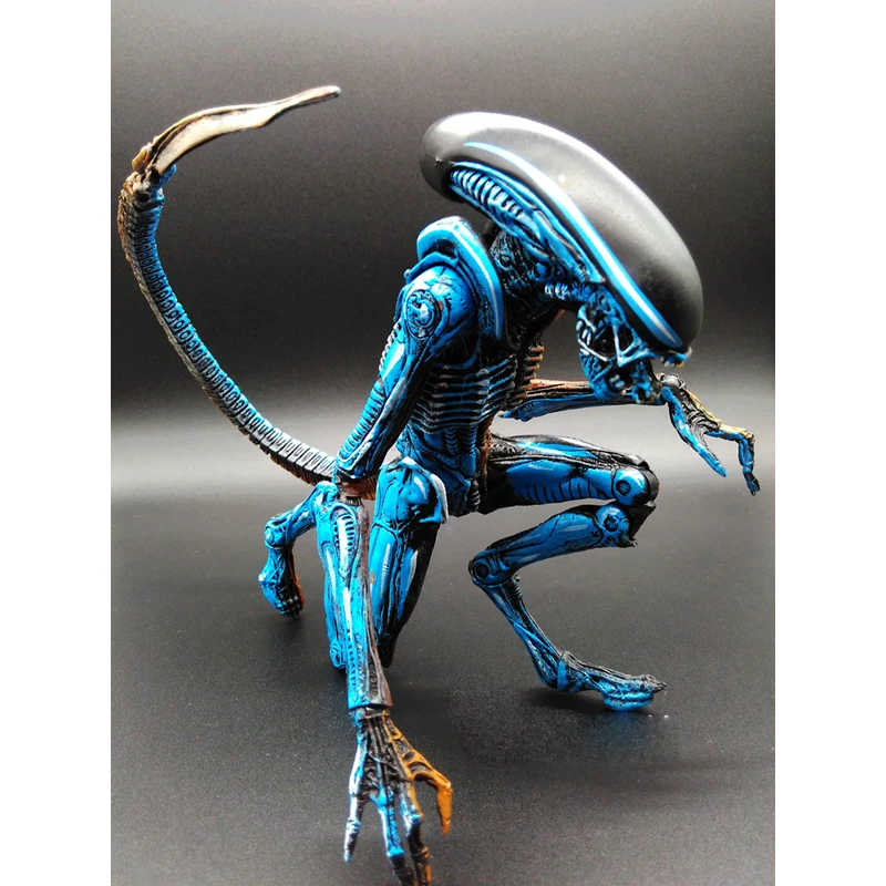 Классные! Alien vs Predator двухцветные инопланетяне 23 см суставы могут быть перемещены вручную случайно фильм модель предметы мебели