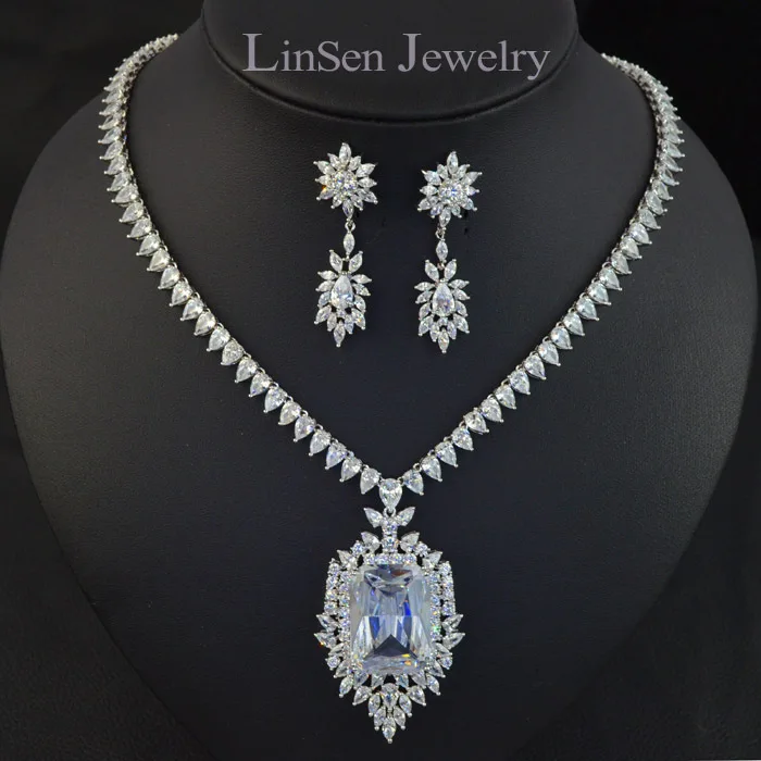 New design luxury famous brand AAA Cubic Zirconia big pendant necklace