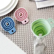 6 PCS Criativa Casa de Distribuição De Líquido Quadrado Pequeno Telescópica Cone Funil Dobrável Portátil Ferramenta Da Cozinha