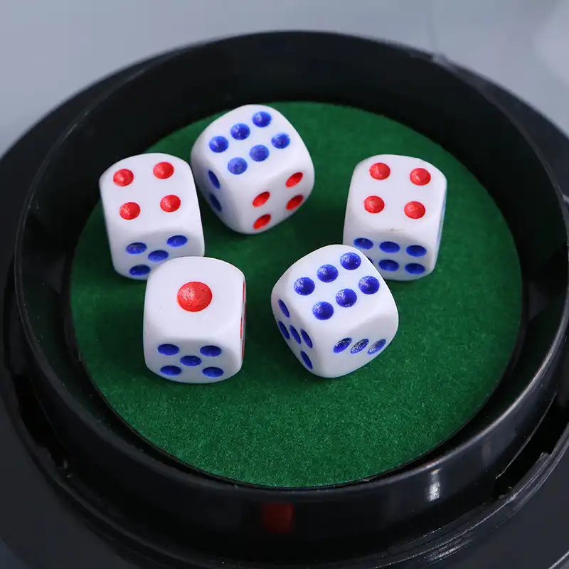 を飲むおもちゃパーティーゲーム自動サイコロカップ付き5ピースダイス飲みゲームナイトクラブバーktvボードゲーム家族玩具 Novelty Toys Toys Noveltiesnovelty Games Aliexpress