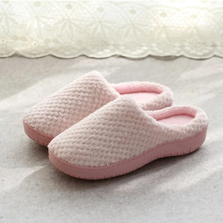 

2018 Winter Plush Slippers Women Indoor Home Shoes Warm Non Slip House Floor Shoes Comfortable Winter Shoes Ladie Flat Plus Size