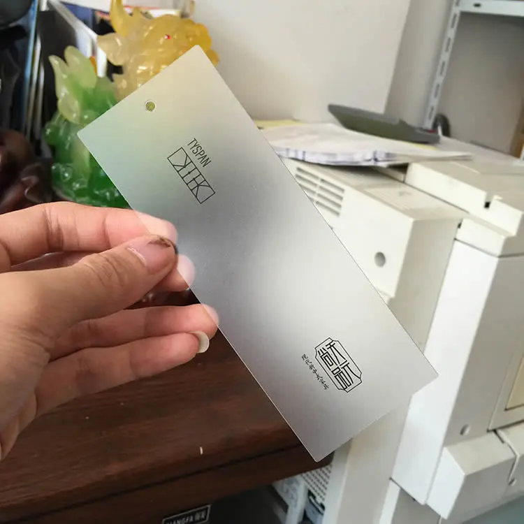 

custom printed logo pvc hang tag/gift swing tag/hang tag