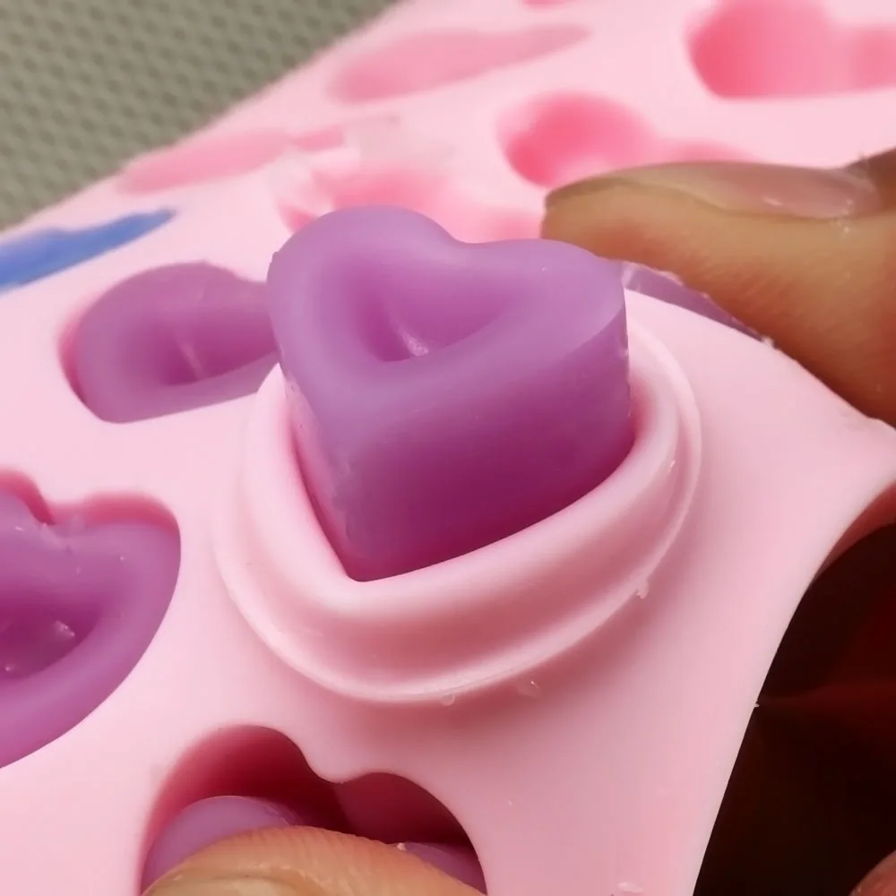 detail silicone mold 55 holes heart shape 04