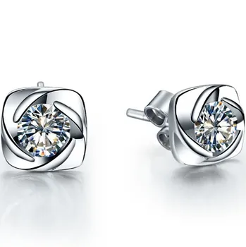 

Luxury Quality Solid 14K 585 White Gold Test Positive 0.3Ct/Piece Moissanites Stud Earrings for Lady Romantic Wedding Jewelry