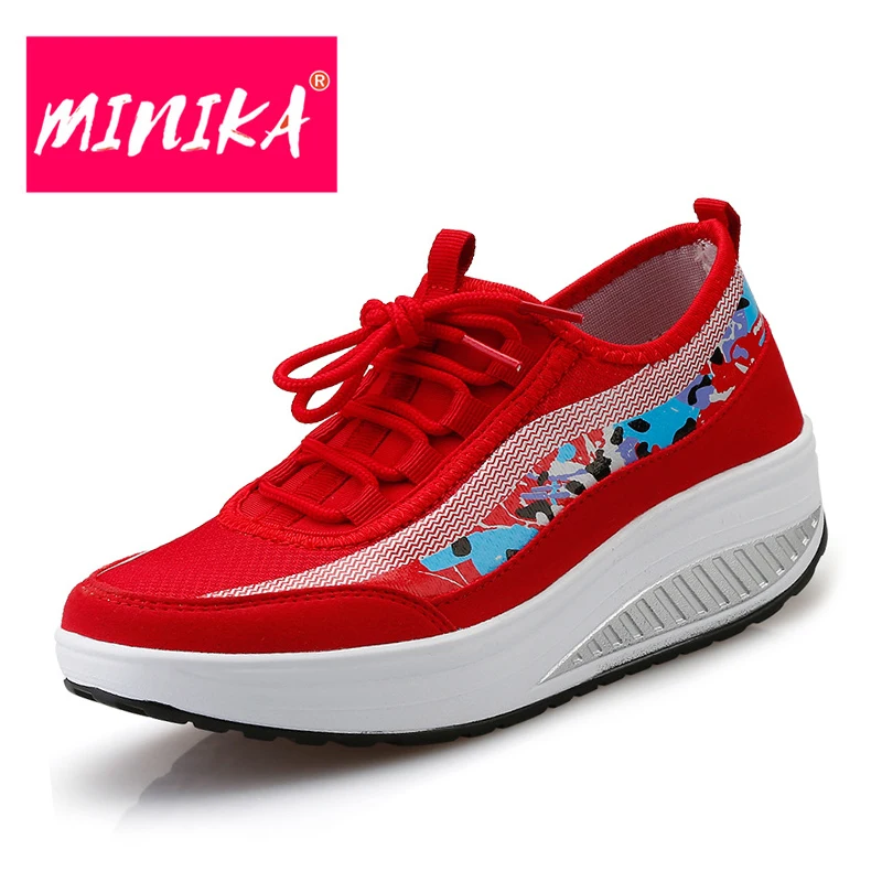 New Running Shoes Women Soft Footwear Classic Sneakers Platform Women