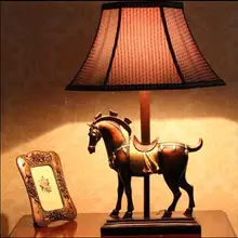 Настольная лампа для кабинета, виллы, отеля, лошади в европейском стиле, американская прикроватная лампа для спальни, креативное освещение для гостиной zp81599