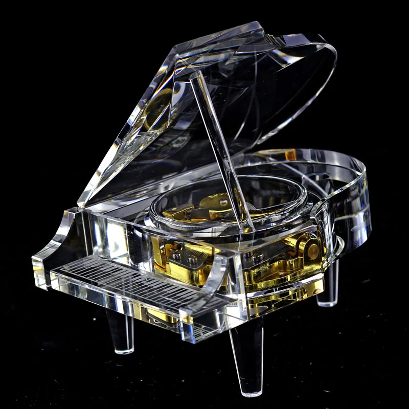 Christmas Gifts Yunsheng 18 metal movement crystal piano music box