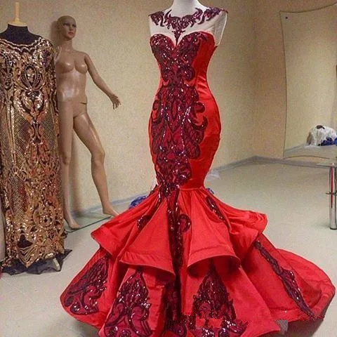 

Sparkly Sequins Applique Lace Mermaid Evening Formal Dresses 2018 Modest Ruffles Skirt Fishtail Red Luxury Prom Dress