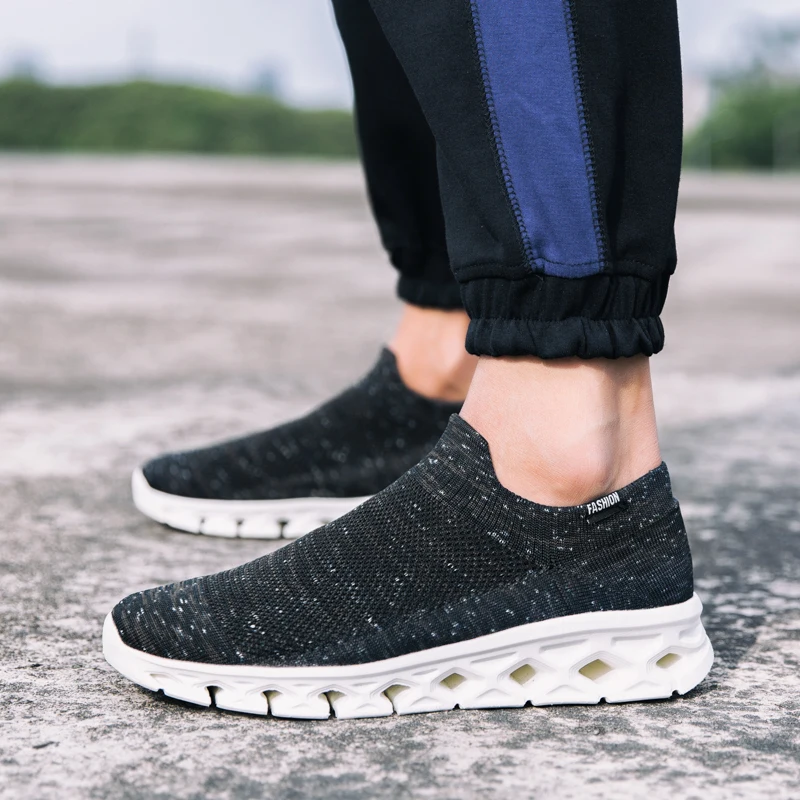 2018 new Mens Comfortable Breathable Mesh Shoes Fashion