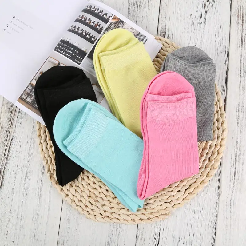 Новое поступление 5 пар/лот модные Цвет Фул Для женщин носки женские Карамельный цвет носки для экипажа женские Однотонная повседневная обувь милые теплые носки