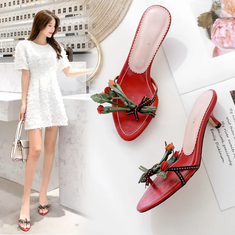 

Shoes Women's Slippers 2019 Slides Med Fenty Beauty Butterfly-knot New Sliders Luxury Floral Rubber PU Strange Style Basic