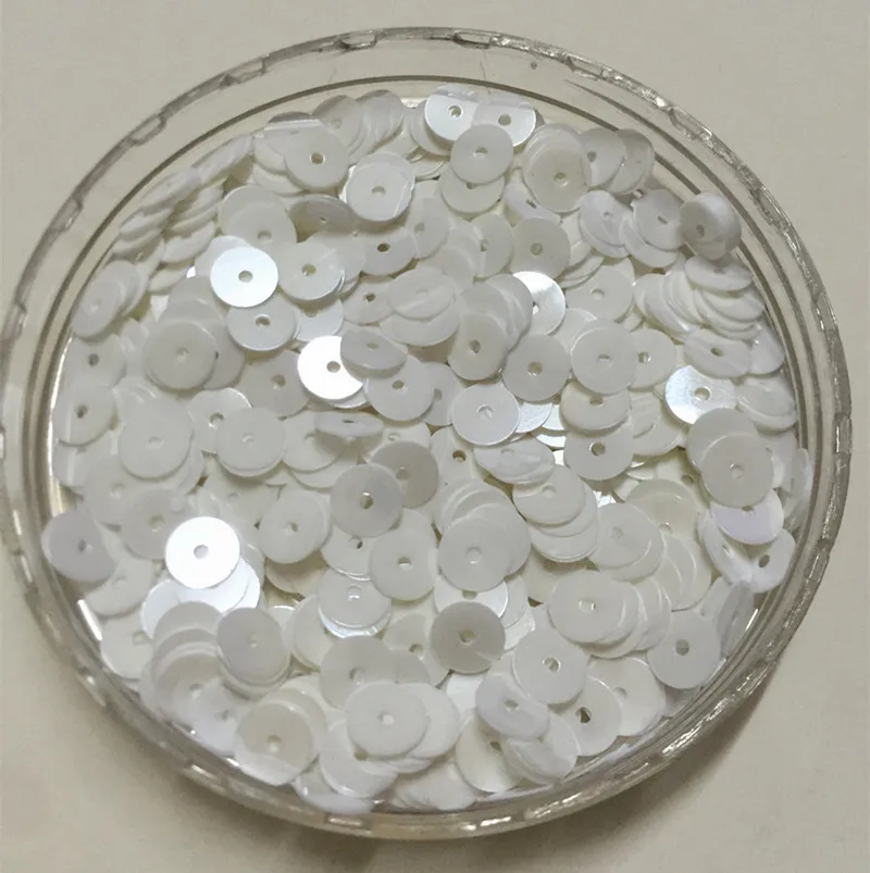 

New Items Solid white Oil Lustrous Loose Sequins 50g(3000pcs) 6mm Flat Round Paillette Sewing, Wedding Craft Garment Accessories