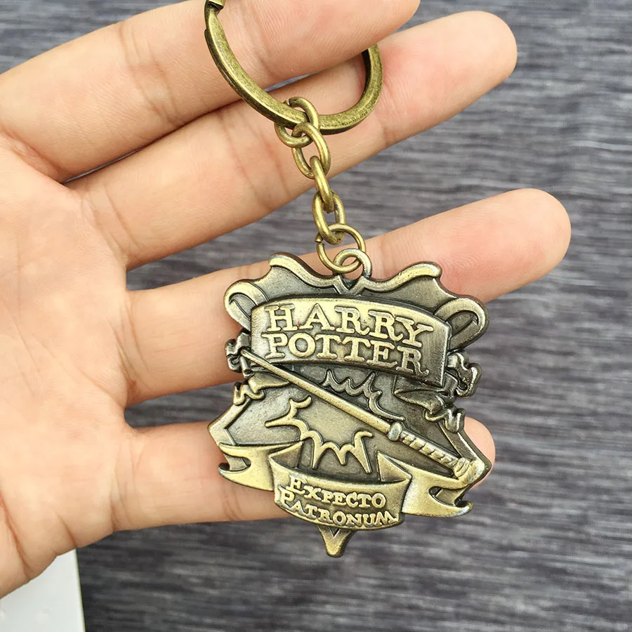 

Harri potter Expecto Patronum Pendant keychain cosplay Gift zinc alloy key chain kid's keyring gift