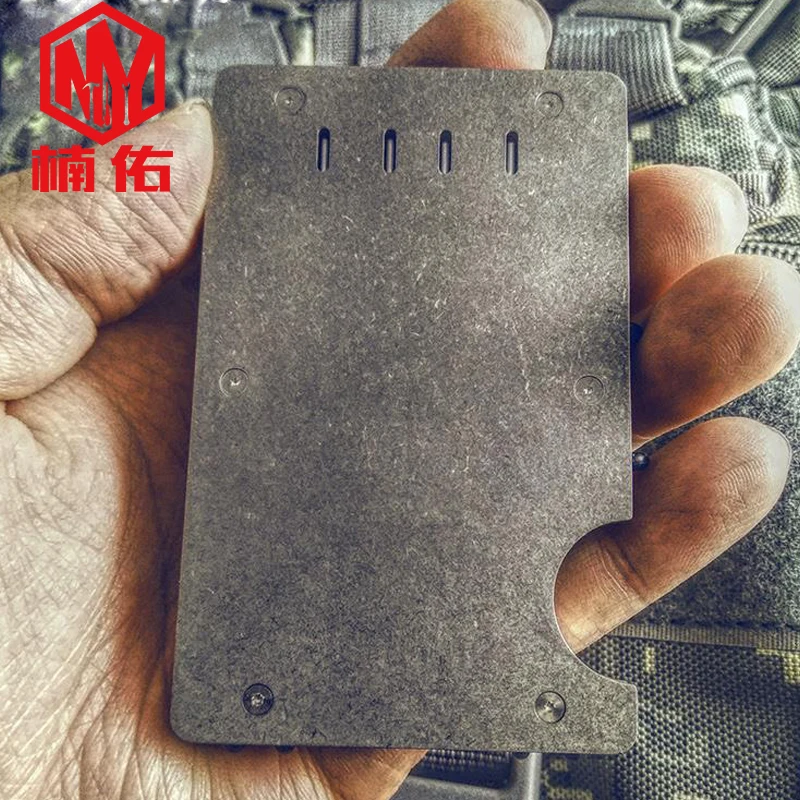 

1PC Portable Titanium Alloy Men Simple Wallet Card Holder Metal Card Bag Package Banknote Clip Can Install Tritium Tube EDC Tool