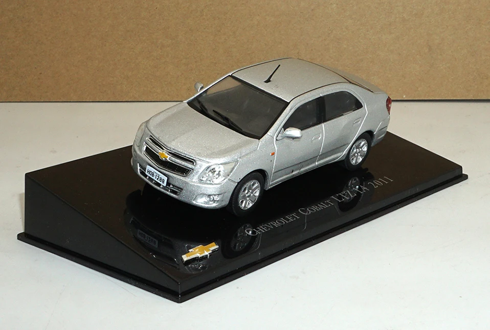  Diecast Model 8-11 Years car Models 143 Diecasts  Toy Vehicles  Miniature Model for CHEVROLET CORSA1.0 LTZ 1.4FORD GT 350H   (3)